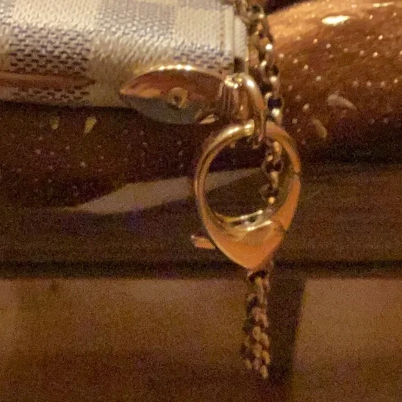 Louis Vuitton Damier Azur Pochette Milla MM - Picture 3 of 10